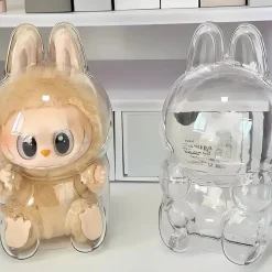 Coque protection peluche style Labubu assis