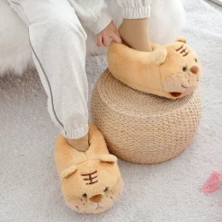 Le tigrou doux - chausson en peluche