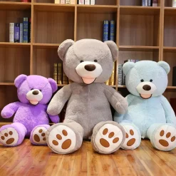 Ours en peluche géant coloré et souriant