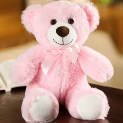 Ours en peluche mignon et petit