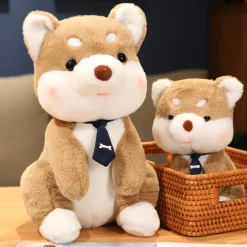 Peluche chien shiba avec un cravate os
