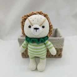 Peluche crochet lion mécontent