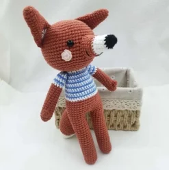 Peluche crochet renard au long nez