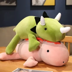 Peluche dinosaure avec crinière et cornes