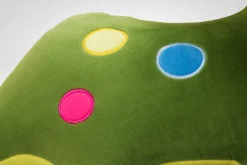 Peluche dinosaure triceratops aux couleurs vives