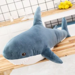 Peluche géante requin coloré aux belles dents