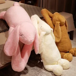 Peluche lapin endormi