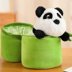 Peluche panda mignonne et son bambou